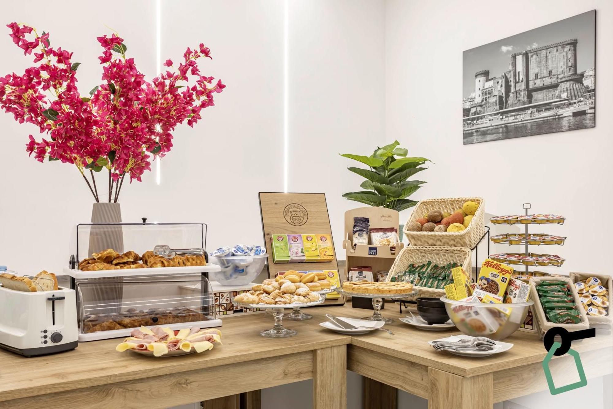Hotiday Room Collection - Napoli Sant'Arcangelo Ngoại thất bức ảnh