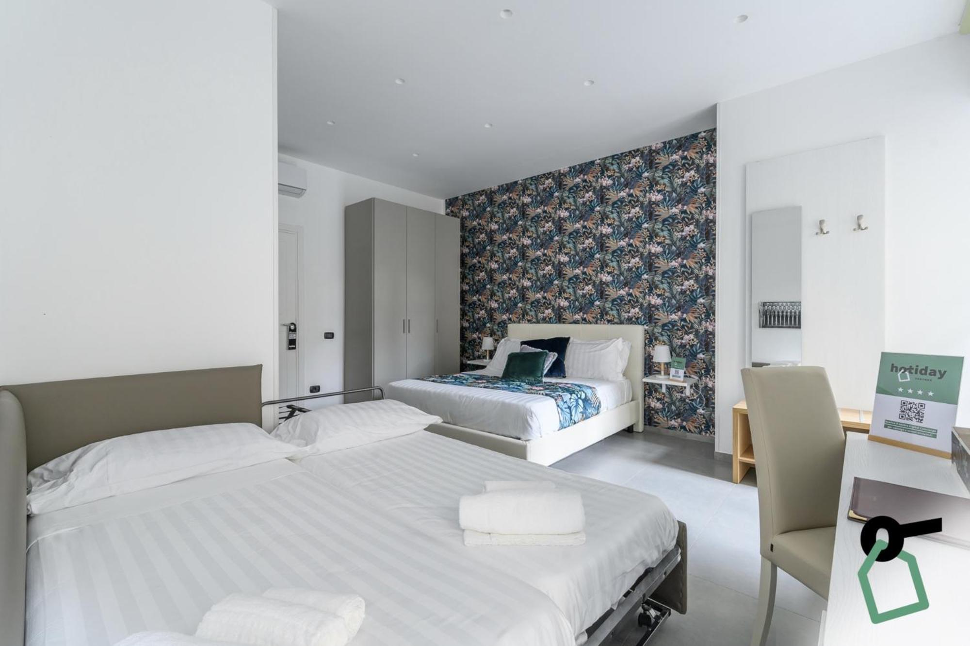 Hotiday Room Collection - Napoli Sant'Arcangelo Ngoại thất bức ảnh