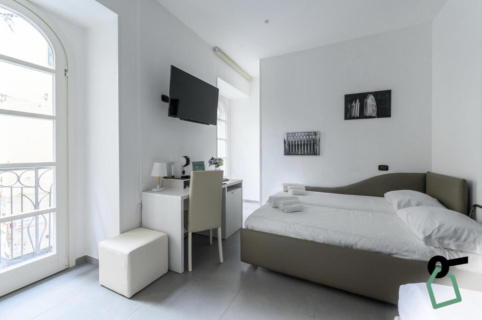 Hotiday Room Collection - Napoli Sant'Arcangelo Ngoại thất bức ảnh