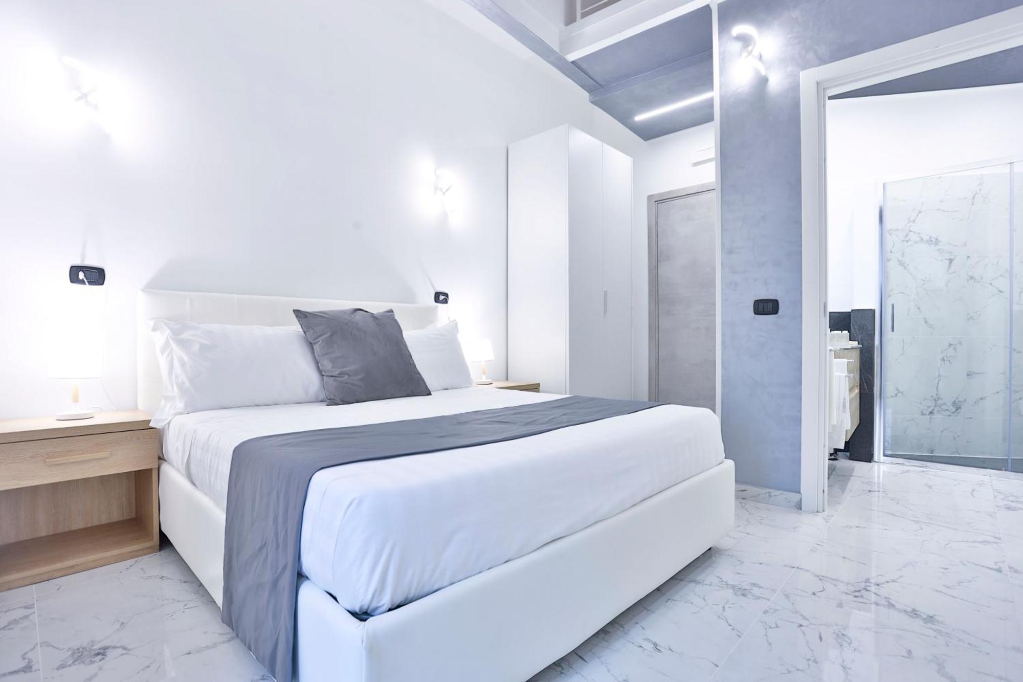 Hotiday Room Collection - Napoli Sant'Arcangelo Ngoại thất bức ảnh