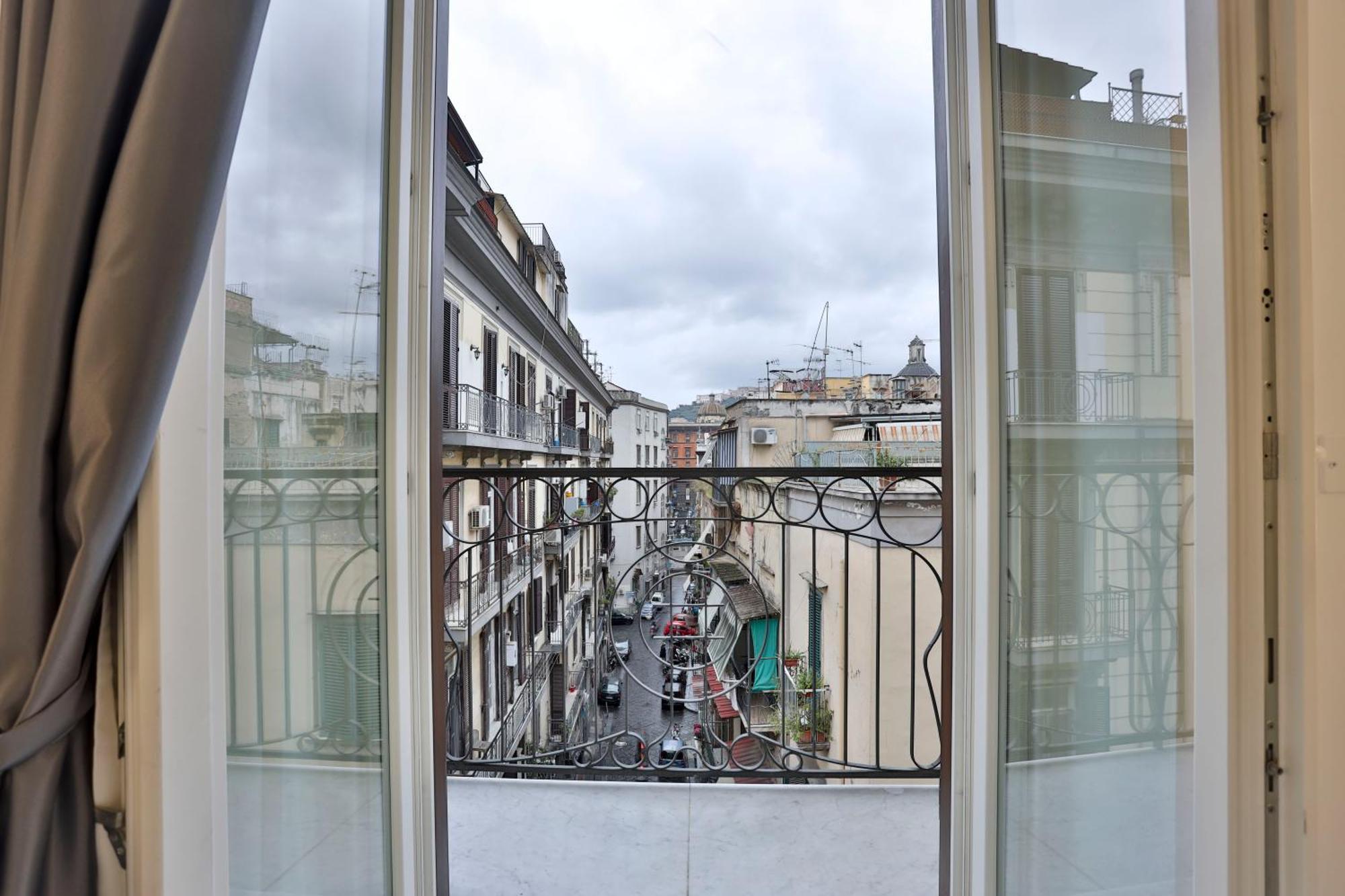 Hotiday Room Collection - Napoli Sant'Arcangelo Ngoại thất bức ảnh